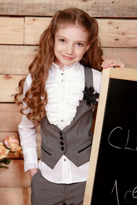Детское модельное агентство President Kids — Съемки коллекции школьной формы Cleverly для Kidmark — модель Анастасия Логвинова